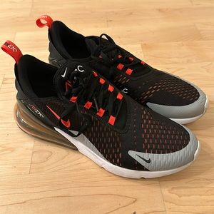 Nike Men sneakers air max 270